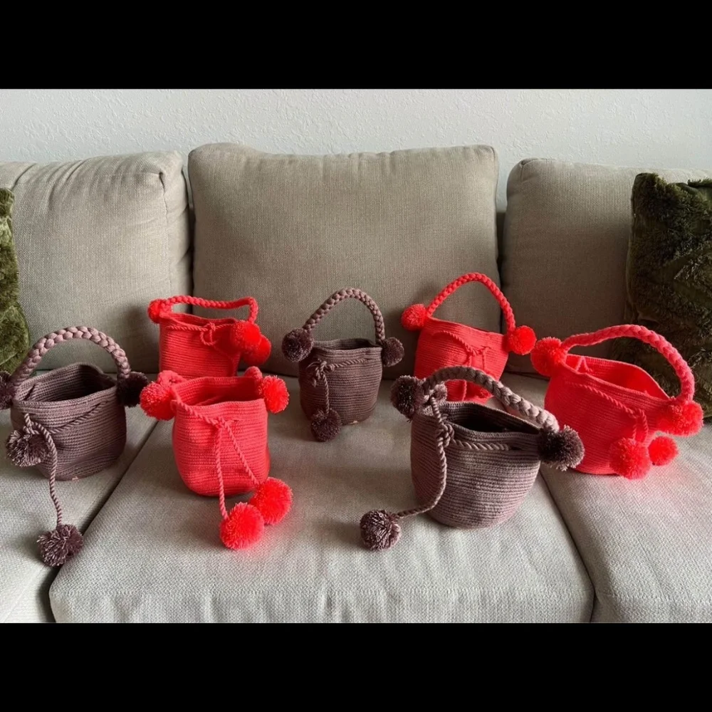 Purses - Picture 2 of 3
